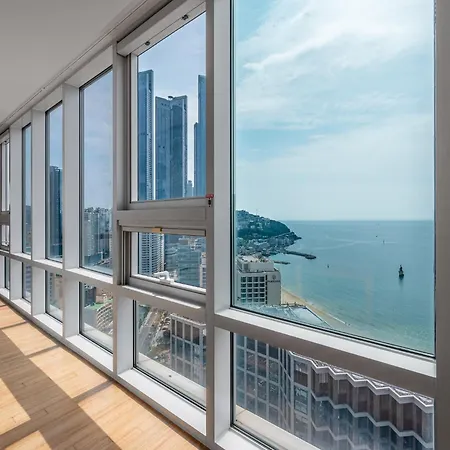 Haeundae Seacloud Hotel Residence Busan Exterior photo