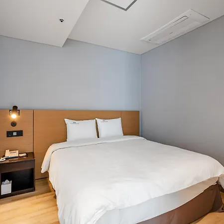 Haeundae Seacloud Hotel Residence Busan Exterior photo