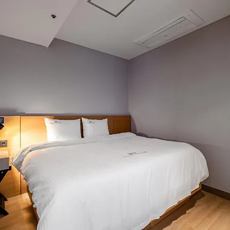 Haeundae Seacloud Hotel Residence Busan Exterior photo
