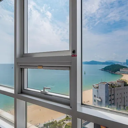 Haeundae Seacloud Hotel Residence Busan Exterior photo
