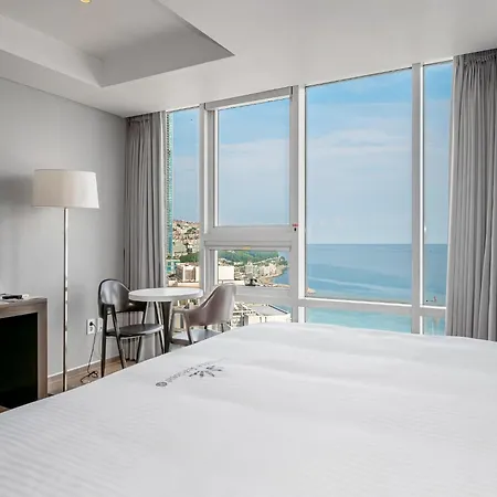 Haeundae Seacloud Hotel Residence Busan Exterior photo